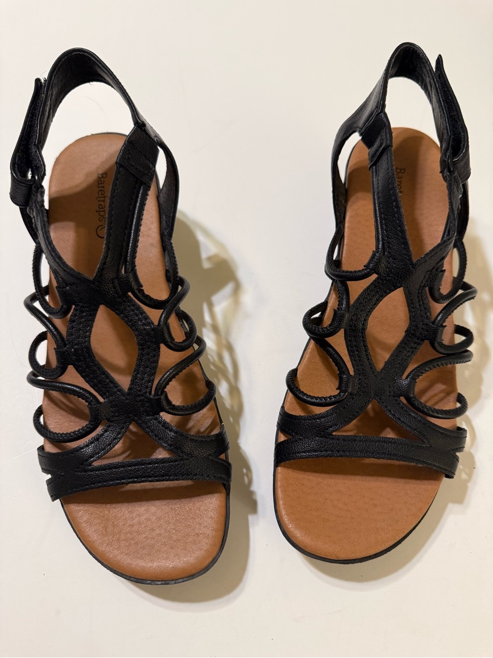Bare traps Karlie Black Strappy Gladiator Sandals for Women